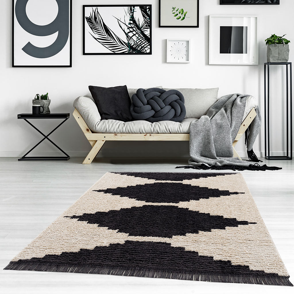 Black & Ivory Modern Area Rug 5x7'