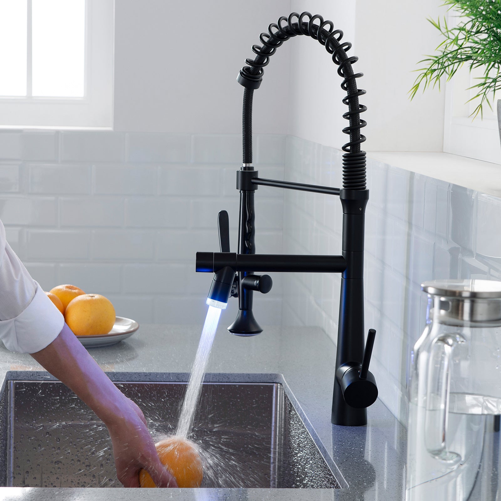 Pull Down Kitchen LED Faucet with Sprayer